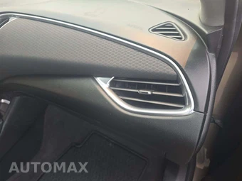 2020 Chevrolet Malibu LT 1LT – miniatura 19