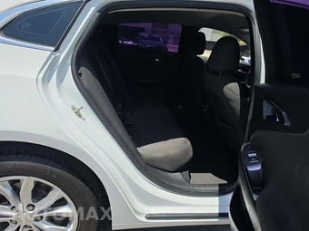 2020 Chevrolet Malibu LT 1LT – miniatura 13