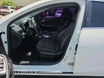 2020 Chevrolet Malibu LT 1LT – miniatura 3