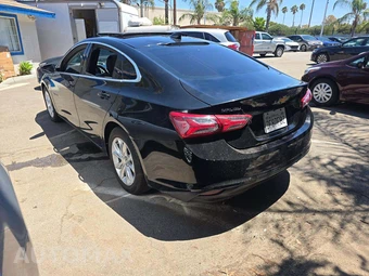 2020 Chevrolet Malibu LT 1LT – miniatura 2