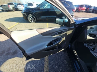2020 Chevrolet Malibu LT 1LT – miniatura 9