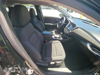 2020 Chevrolet Malibu LT 1LT – miniatura 8