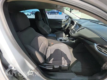 2020 Chevrolet Malibu LT 1LT – miniatura 8