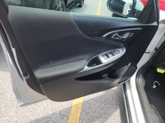 2020 Chevrolet Malibu LT 1LT – miniatura 9