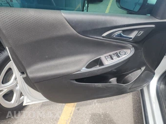 2020 Chevrolet Malibu LT 1LT – miniatura 9