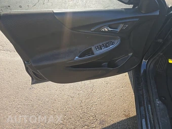 2020 Chevrolet Malibu LT 1LT – miniatura 9
