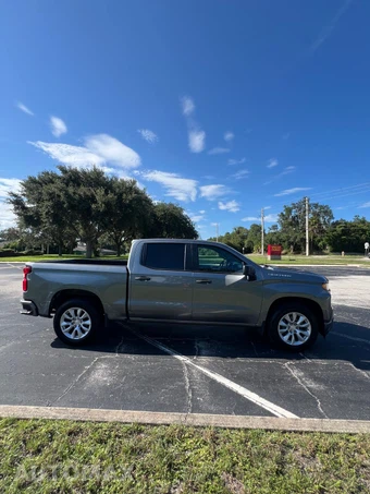 2020 Chevrolet Silverado 1500 Custom Crew Cab Short Bed 1CX - miniatura 3