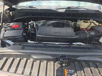 2020 Chevrolet Silverado 1500 Custom Crew Cab Short Bed 1CX - miniatura 15