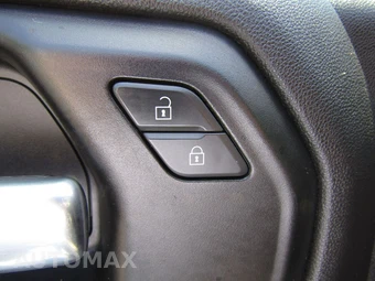 2020 Chevrolet Silverado 1500 Custom Crew Cab Short Bed 1CX - miniatura 10