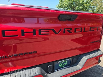 2020 Chevrolet Silverado 1500 Custom Extended Cab Medium Bed 1CX - miniatura 32