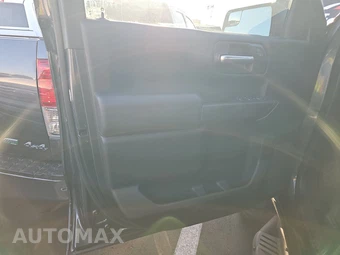 2020 Chevrolet Silverado 1500 Custom Trail Boss Crew Cab Short Bed 2CX - miniatura 9
