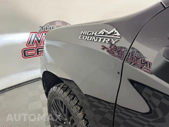 2020 Chevrolet Silverado 1500 High Country Crew Cab Medium Bed - miniatura 27