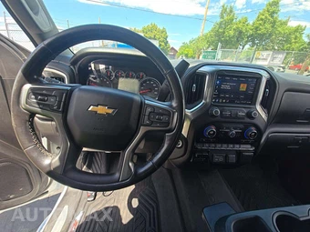 2020 Chevrolet Silverado 1500 LT Crew Cab Medium Bed 1LT – miniatura 10