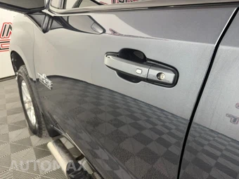2020 Chevrolet Silverado 1500 LT Crew Cab Short Bed 1LT - miniatura 24