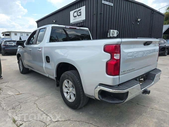 2020 Chevrolet Silverado 1500 LT Extended Cab Medium Bed 1LT - miniatura 2