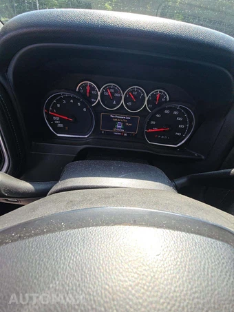 2020 Chevrolet Silverado 1500 LT Trail Boss Crew Cab Short Bed 2LT - miniatura 9