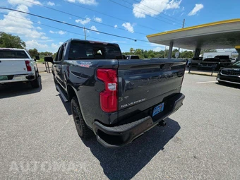 2020 Chevrolet Silverado 1500 LT Trail Boss Crew Cab Short Bed 2LT - miniatura 2