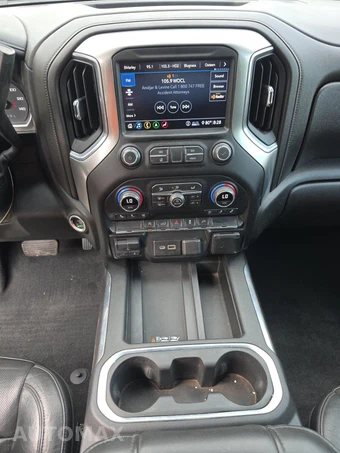 2020 Chevrolet Silverado 1500 LTZ Crew Cab Short Bed 1LZ - miniatura 11