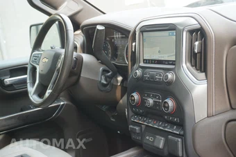 2020 Chevrolet Silverado 1500 LTZ Crew Cab Short Bed 1LZ - miniatura 31