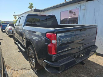 2020 Chevrolet Silverado 1500 RST Crew Cab Short Bed 1SP - miniatura 2