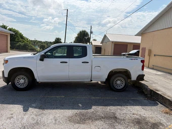 2020 Chevrolet Silverado 1500 WT Extended Cab Medium Bed 1WT - miniatura 3