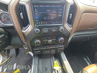 2020 Chevrolet Silverado 2500HD High Country Crew Cab Medium Bed - miniatura 10