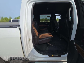 2020 Chevrolet Silverado 2500HD High Country Crew Cab Medium Bed - miniatura 15