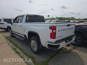 2020 Chevrolet Silverado 2500HD High Country Crew Cab Medium Bed - miniatura 2