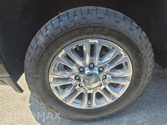 2020 Chevrolet Silverado 2500HD High Country Crew Cab Medium Bed 3LZ - miniatura 8