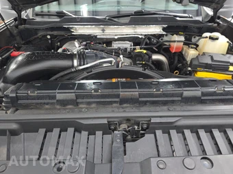 2020 Chevrolet Silverado 2500HD LTZ Crew Cab Medium Bed 1LZ - miniatura 15