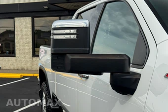 2020 Chevrolet Silverado 2500HD LTZ Crew Cab Medium Bed 1LZ - miniatura 15
