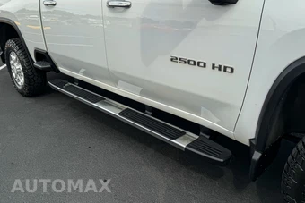 2020 Chevrolet Silverado 2500HD LTZ Crew Cab Medium Bed 1LZ - miniatura 17