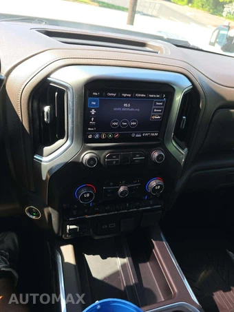 2020 Chevrolet Silverado 2500HD LTZ Crew Cab Medium Bed 1LZ - miniatura 10