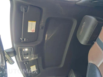2020 Chevrolet Silverado 3500HD High Country Crew Cab Long Bed 3LZ - miniatura 8