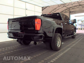 2020 Chevrolet Silverado 3500HD High Country Crew Cab Long Bed 3LZ DRW - miniatura 4