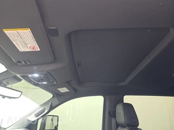 2020 Chevrolet Silverado 3500HD High Country Crew Cab Medium Bed - miniatura 22