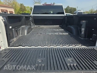 2020 Chevrolet Silverado 3500HD LT Crew Cab Long Bed - miniatura 19