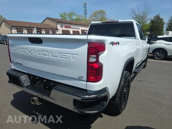2020 Chevrolet Silverado 3500HD LT Crew Cab Long Bed - miniatura 4
