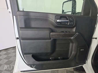 2020 Chevrolet Silverado 3500HD LTZ Crew Cab Medium Bed 1LZ - miniatura 9