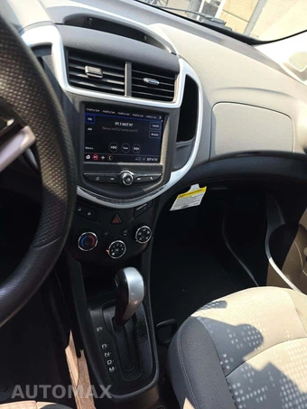 2020 Chevrolet Sonic LT Hatchback 1FL - miniatura 10
