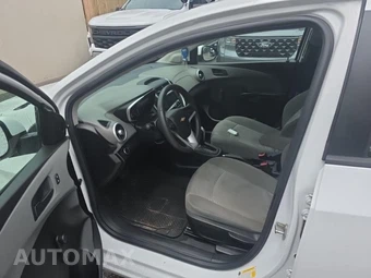 2020 Chevrolet Sonic LT Hatchback 1FL – miniatura 13