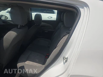 2020 Chevrolet Sonic LT Hatchback 1FL – miniatura 13