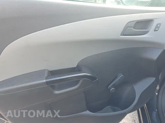2020 Chevrolet Sonic LT Hatchback 1FL – miniatura 9