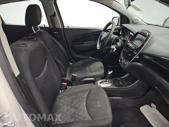 2020 Chevrolet Spark 1LT 1SD – miniatura 8