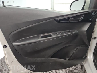 2020 Chevrolet Spark 1LT 1SD – miniatura 9