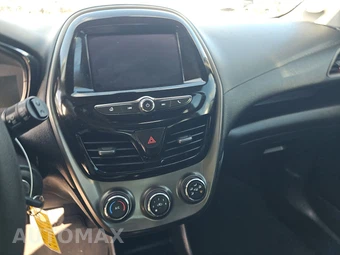 2020 Chevrolet Spark LS 1SB - miniatura 11
