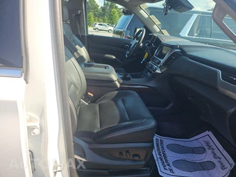 2020 Chevrolet Suburban 1500 LT 1LT - miniatura 8