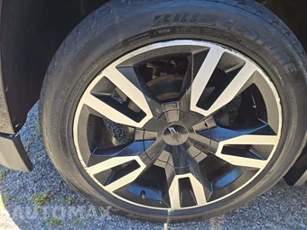 2020 Chevrolet Suburban 1500 LT 1LT - miniatura 24
