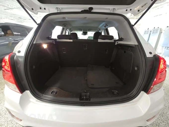 2020 Chevrolet Trax LS 1LS - miniatura 14
