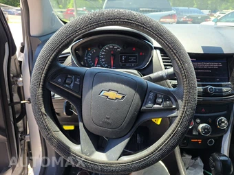 2020 Chevrolet Trax LS 1LS – miniatura 10